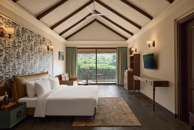 Fern Classic Mountain View - View 2